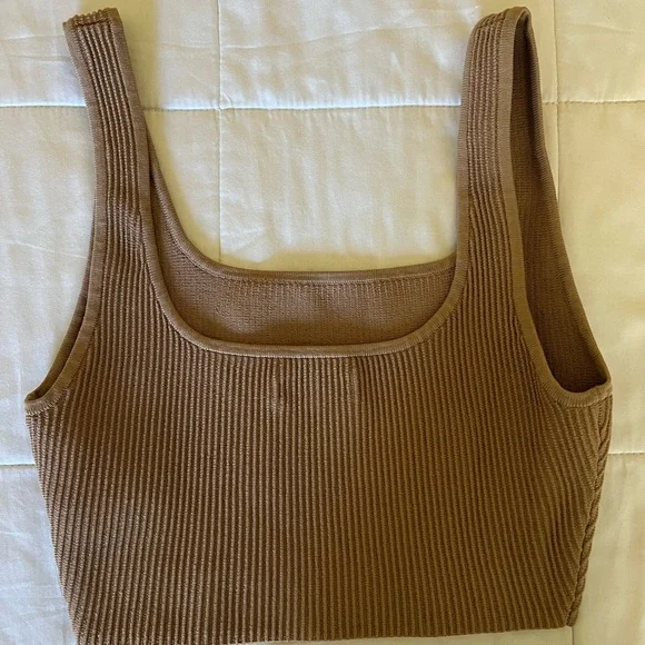 Aritzia Brown Ribbed Crop Top - Picture 2 of 3